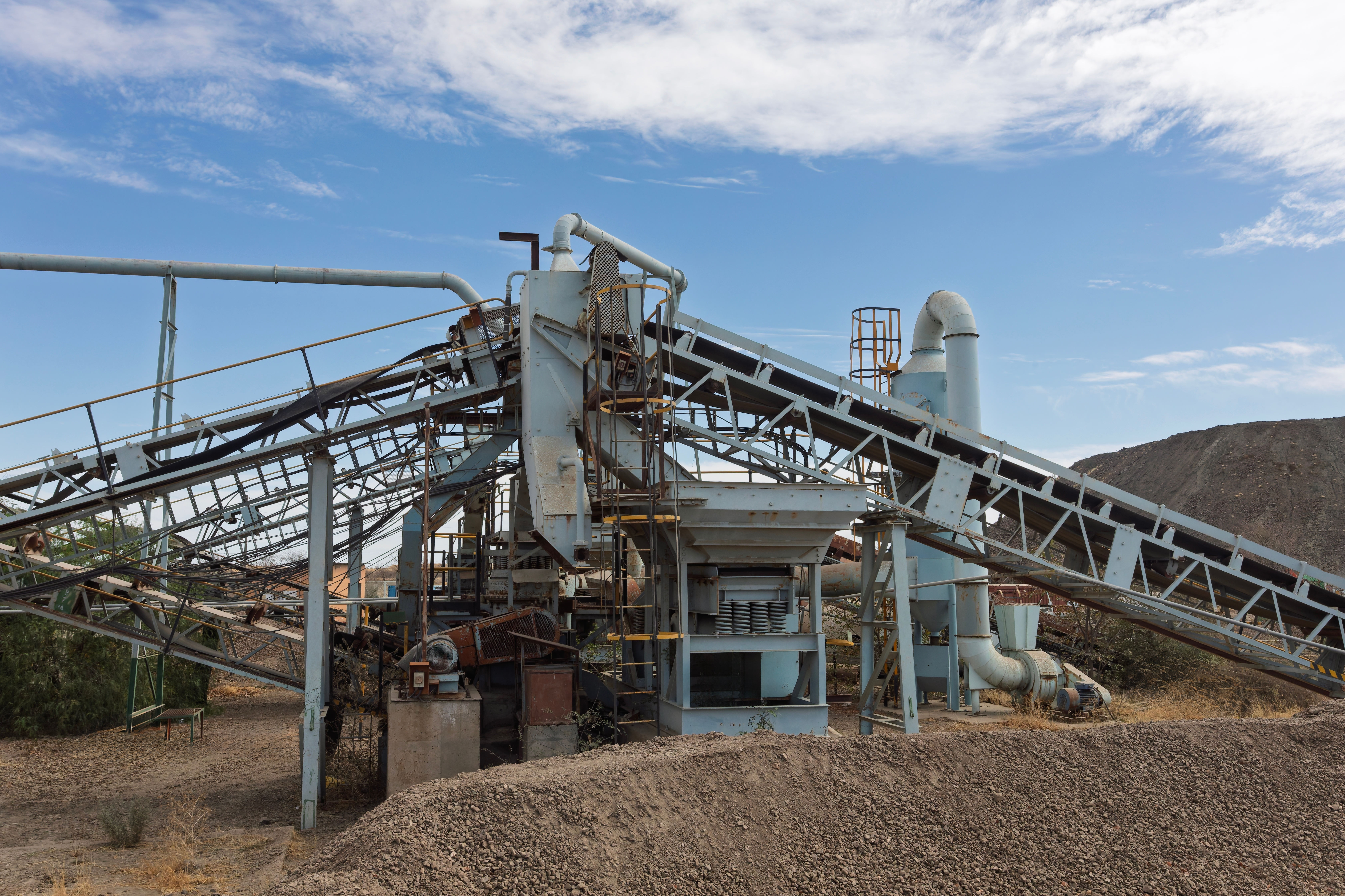 Expertise_Vinay Trivedi-A stability and settlement assessment of existing Crusher Plant (2025-2026)