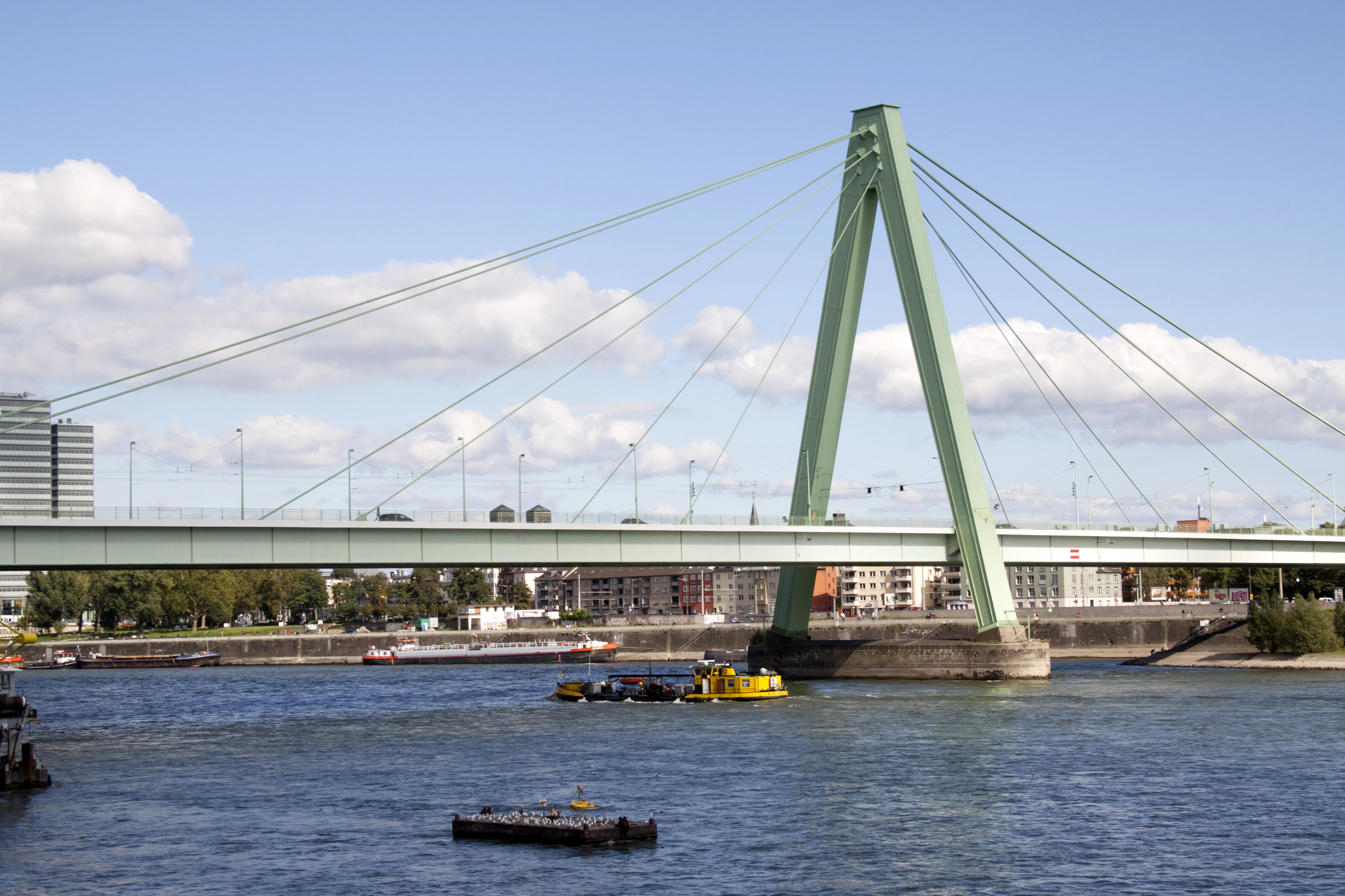 3. A-shape (Severinsbrücke bridge)