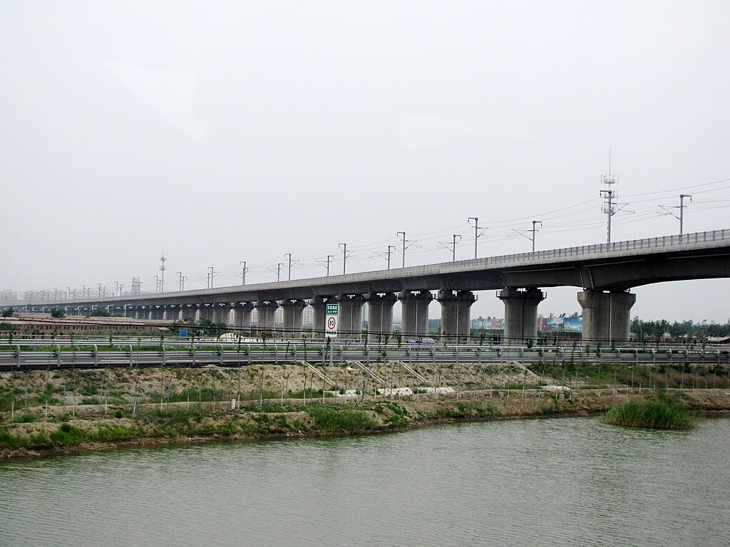 Top 4 Tianjin Grand Bridge (China)