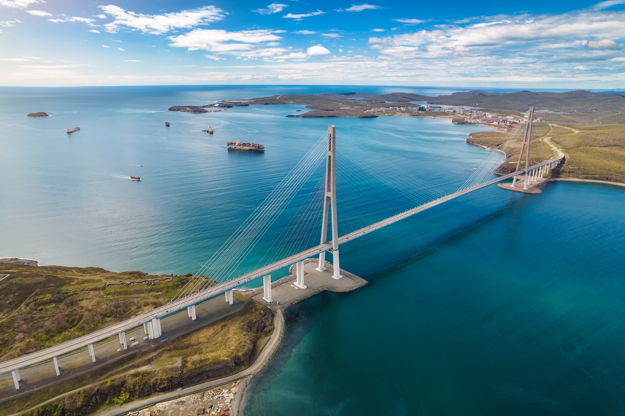 RUSSKY BRIDGE